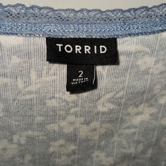 Torrid Blue and White Floral Blouse - Picture 2 of 6